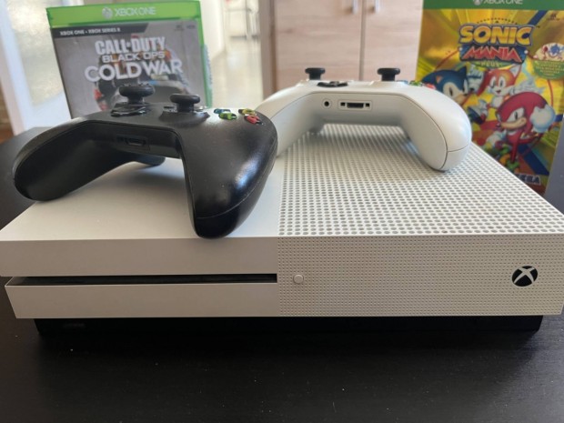 Xbox One S 500 GB 2 db controller+2 jtk