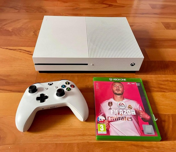 Xbox One S 500 GB FIFA 20 játékkal 