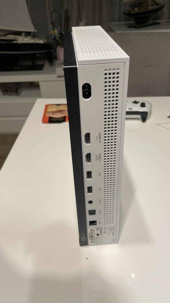 Xbox One S Forza Edition
