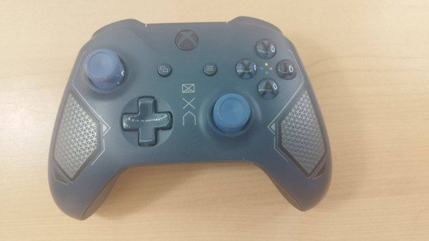 Xbox One S Patrol Tech kontroller, joystick elad olcsn olcsn