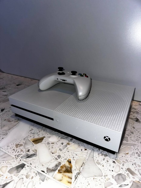 Xbox One S - 1 TB - j