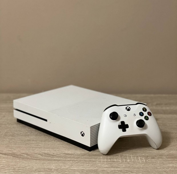 Xbox One S lemezes 500GB - garancia