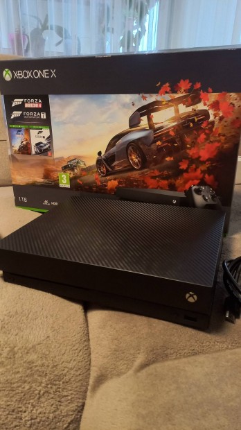 Xbox One X 1TB HDD 4K konzol 2db Microsoft Series X kontrollerrel 