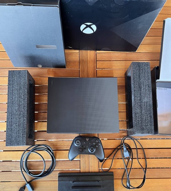 Xbox One X 1TB Scorpio Edition