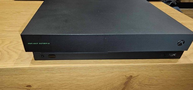 Xbox One X Project Scorpio