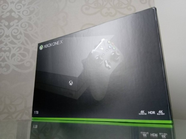 Xbox One X komplett dobozos 1TB, 4K, HDR, Blu-Ray akr ajndkba!