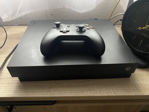 Xbox One x elad