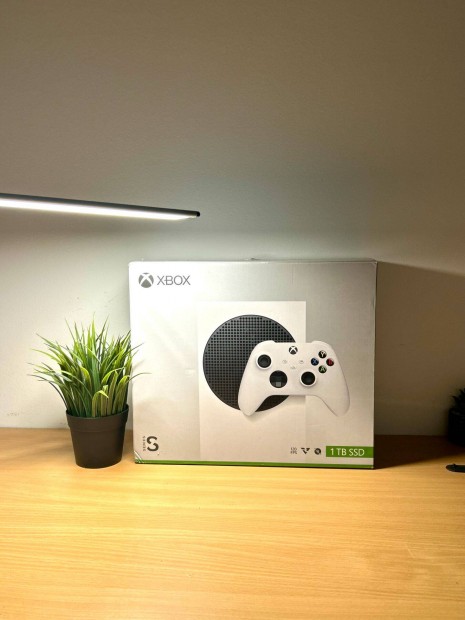 Xbox Series S 1TB-os 2027-ig Garancilis Robot White kiads