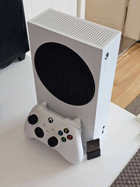 Xbox Series S konzol + 2 v garancia