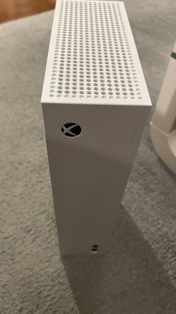 Xbox Series S konzol elad