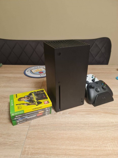 Xbox Series X 1TB + Jtkok Pakk elad