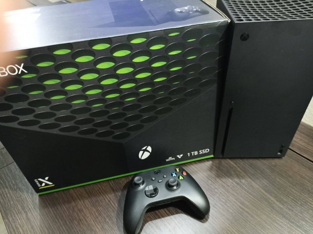 Xbox Series X 1T - 12 h garancia