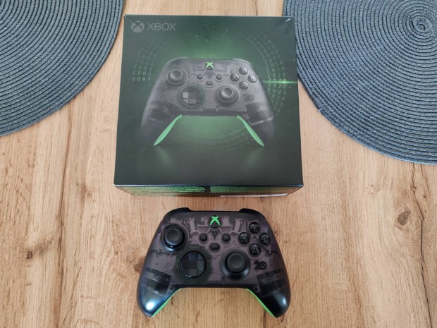 Xbox Series / One 20th Anniversary Kontroller Dobozában