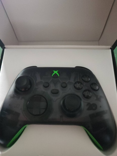 Xbox Wireless Controller 20th Anniversary Special Edition 