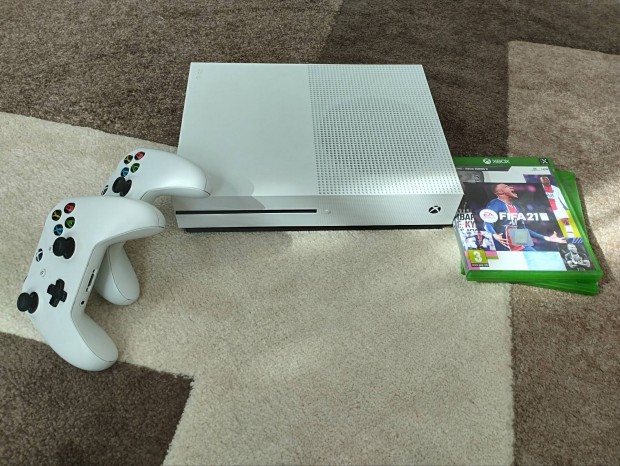 Xbox one 1-tb 2-kontroller
