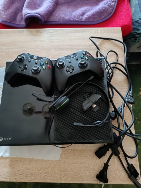 Xbox one 500GB 2