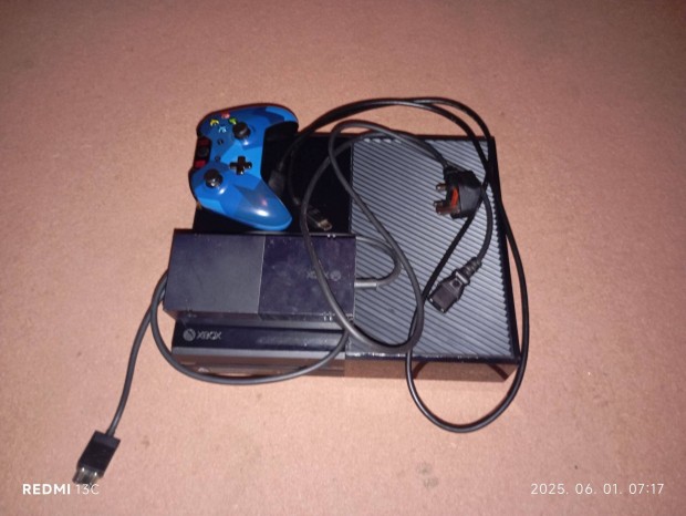 Xbox one 500gb+kontroller 55000ft