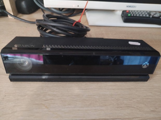 Xbox one Kinect szenzor+egy jtk 