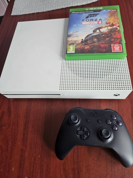 Xbox one S 1TB 1 kontroller 1 jtkkal kbeleivel hibtlan elad