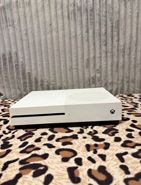 Xbox one S 500gb-t