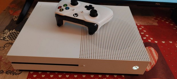 Xbox one S konzol 1Tb