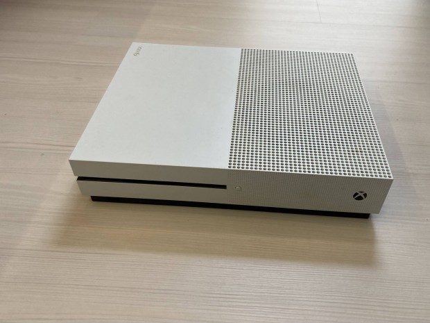 Xbox one S konzol