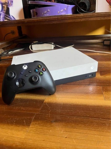 Xbox one X 1 TB +kontroller