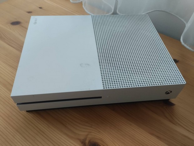 Xbox one s 1 tb konzol 