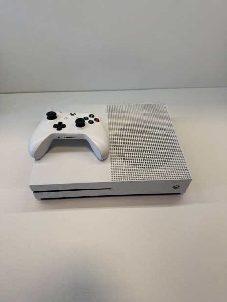 Xbox one s + kontroller