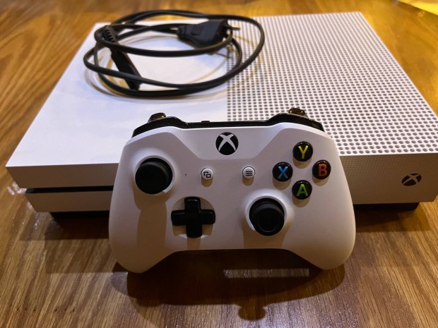 Xbox one s elad