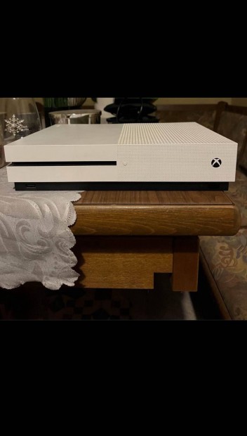 Xbox one s konzol