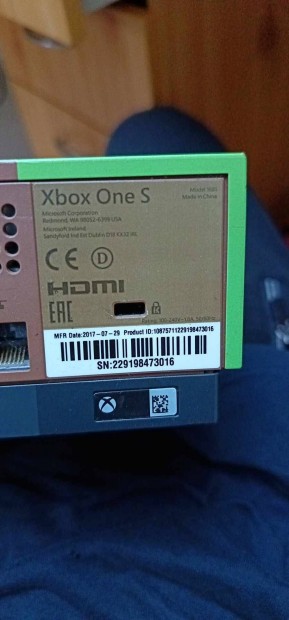 Xbox one s minecraft 