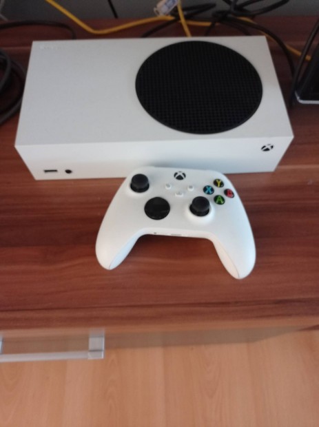Xbox series S 512GB FIFA 24 jtkkal s garancival 