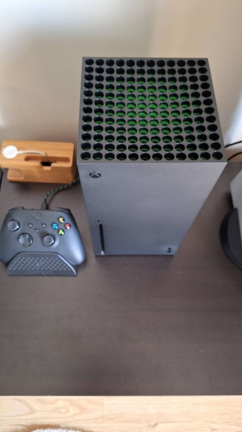 Xbox series X + dokkoló eladó