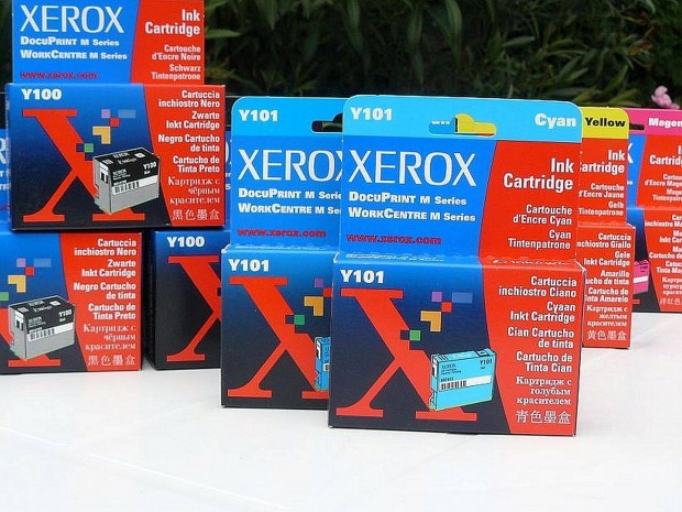 Xerox 8R7972 kk tintapatron , Xerox Y101 kk eredeti patron = 2.101.-
