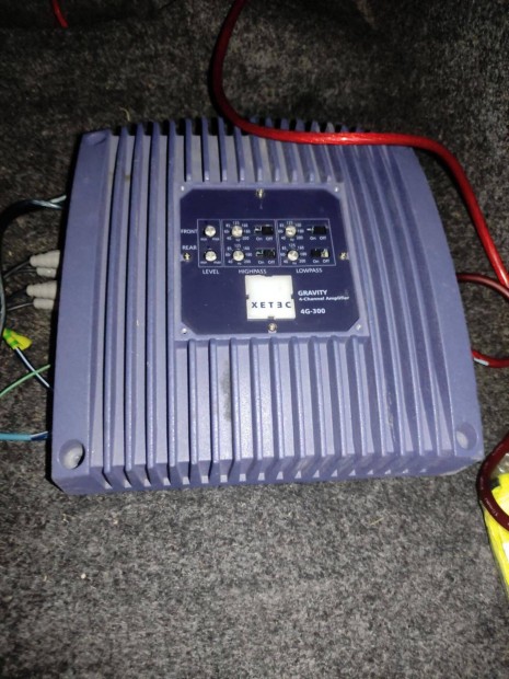 Xetec 4 csatornás autohifi erősítő hifi