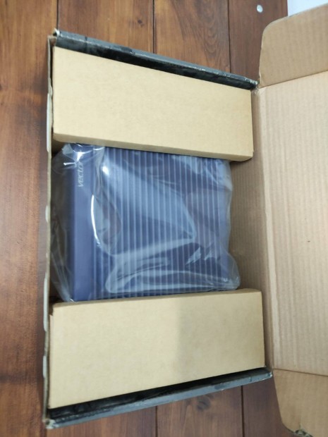 Xetec Vector v150.2 �jszer� autohifi er�s�t� 2 csatorn�s