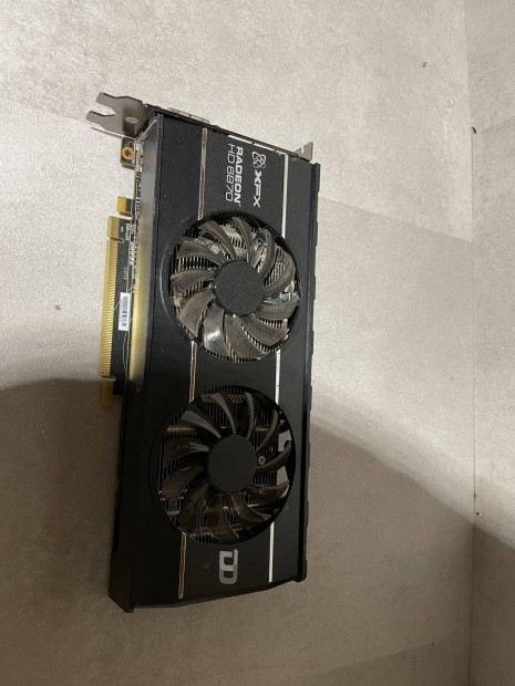 Xfx Radeon HD6870 1GB 256bit Gddr5 Videokrtya