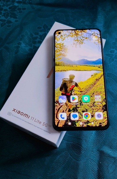 Xiaomi 11Lite 5G NE 8/256 DS elad