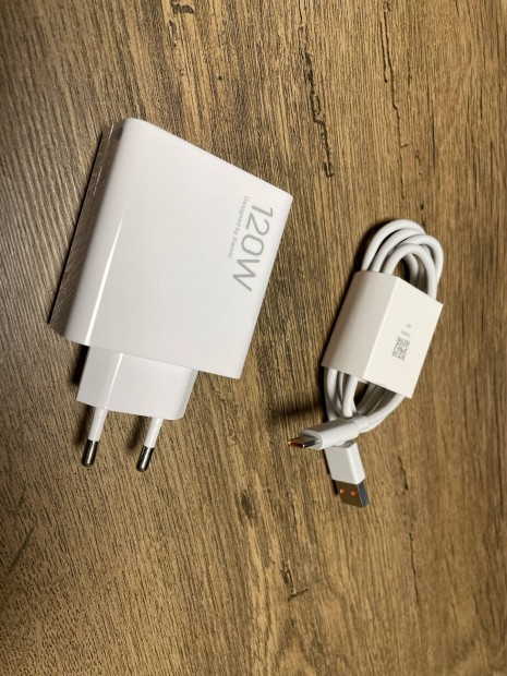 Xiaomi 120W-os Gyorstoltő + USB-C Adatkábel