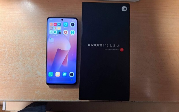 Xiaomi 13 Ultra 5G 12/256GB Dual Fggetlen jszer Fekete Garis !