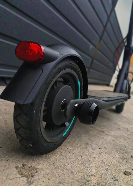 Xiaomi 4 Lite talaktott elektromos roller