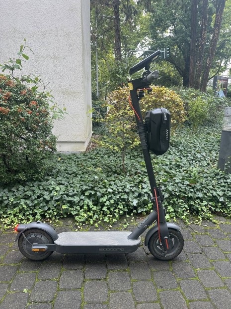 Xiaomi 4 Pro E-Scooter - 2. generáció (2024)