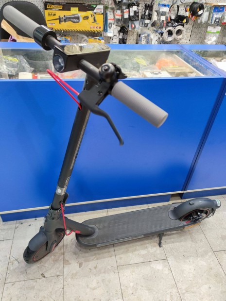 Xiaomi 4 Pro elektromos roller dobozában! 170 km-t futott!