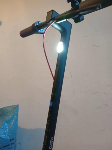Xiaomi 4 elektromos roller