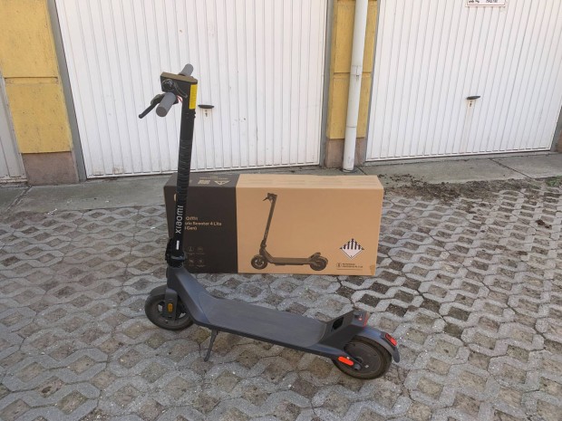 Xiaomi 4 lite (2 gen) elektromos roller