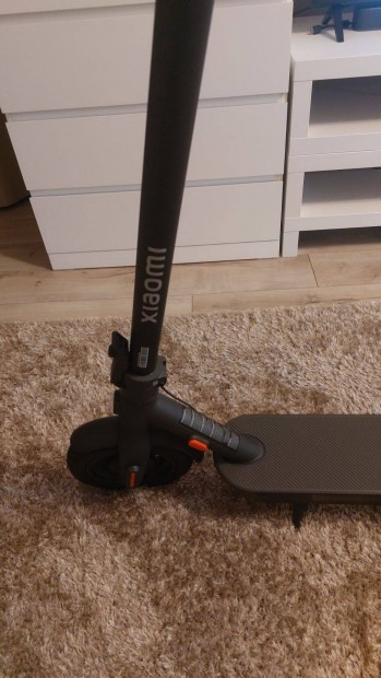 Xiaomi Electric Scooter 4 Pro (2nd gen) elektromos roller: doboz, szám