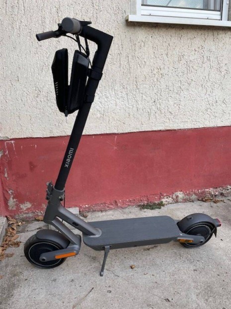 Xiaomi Electric Scooter 4 Ultra újszerű