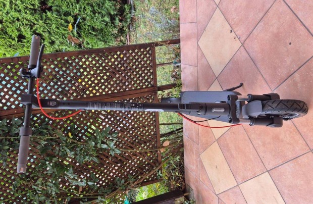 Xiaomi Electric Scooter 5 Pro gyri llapotban
