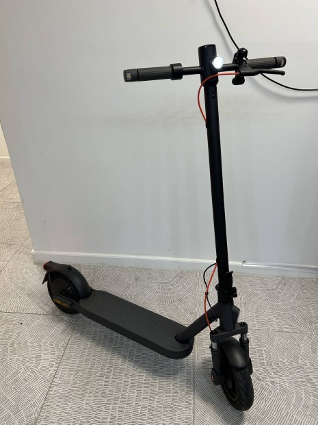 Xiaomi Elit Gl elektromos roller Új állapotban